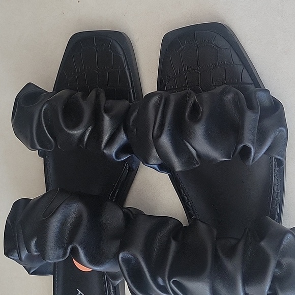 NEW! CIRCUS BY SAM EDELMAN Iggy Ruched Flat Slide Sandals 10. - Picture 5 of 8